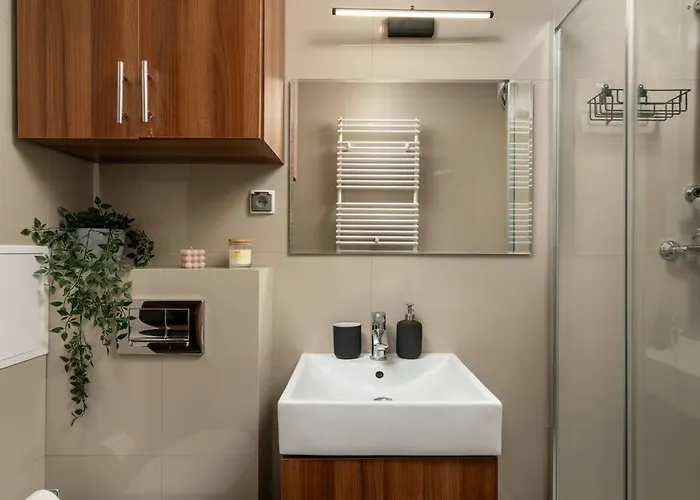 Komfortowy Z Balkonem