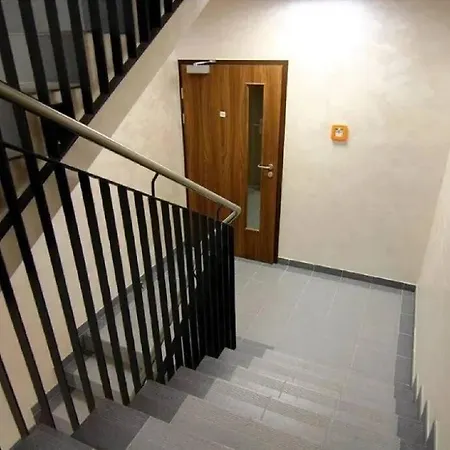 Komfortowy Z Balkonem